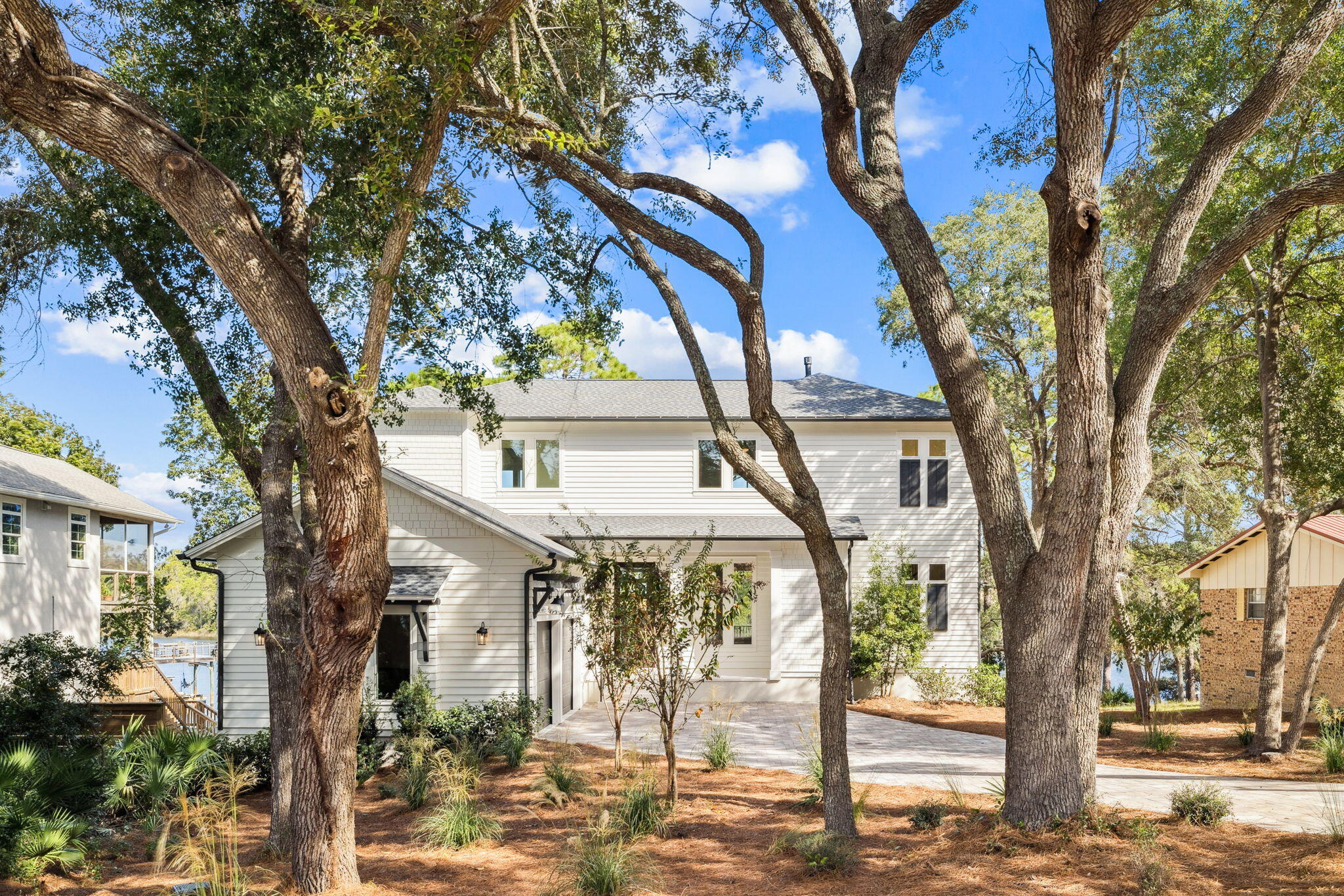 LAKE SHORE ESTATES - Residential