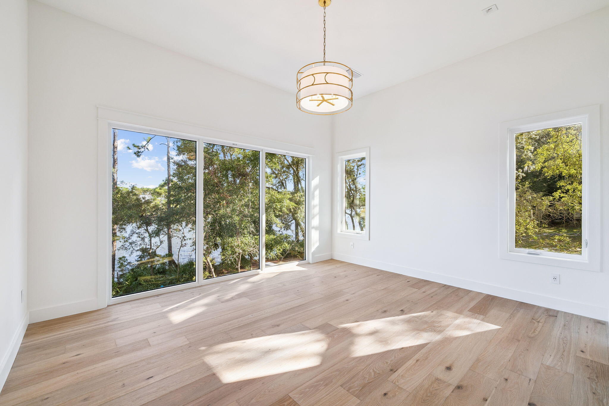 LAKE SHORE ESTATES - Residential