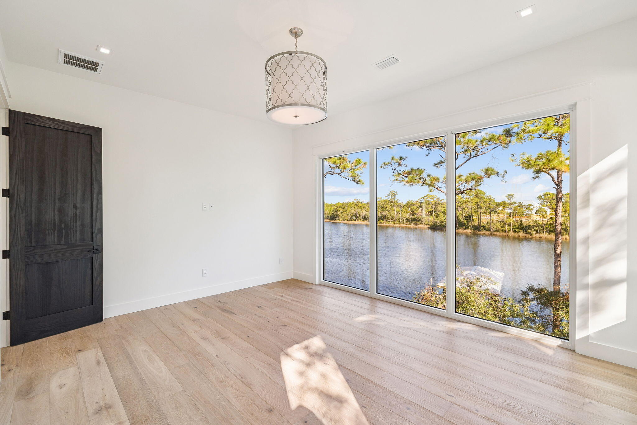 LAKE SHORE ESTATES - Residential