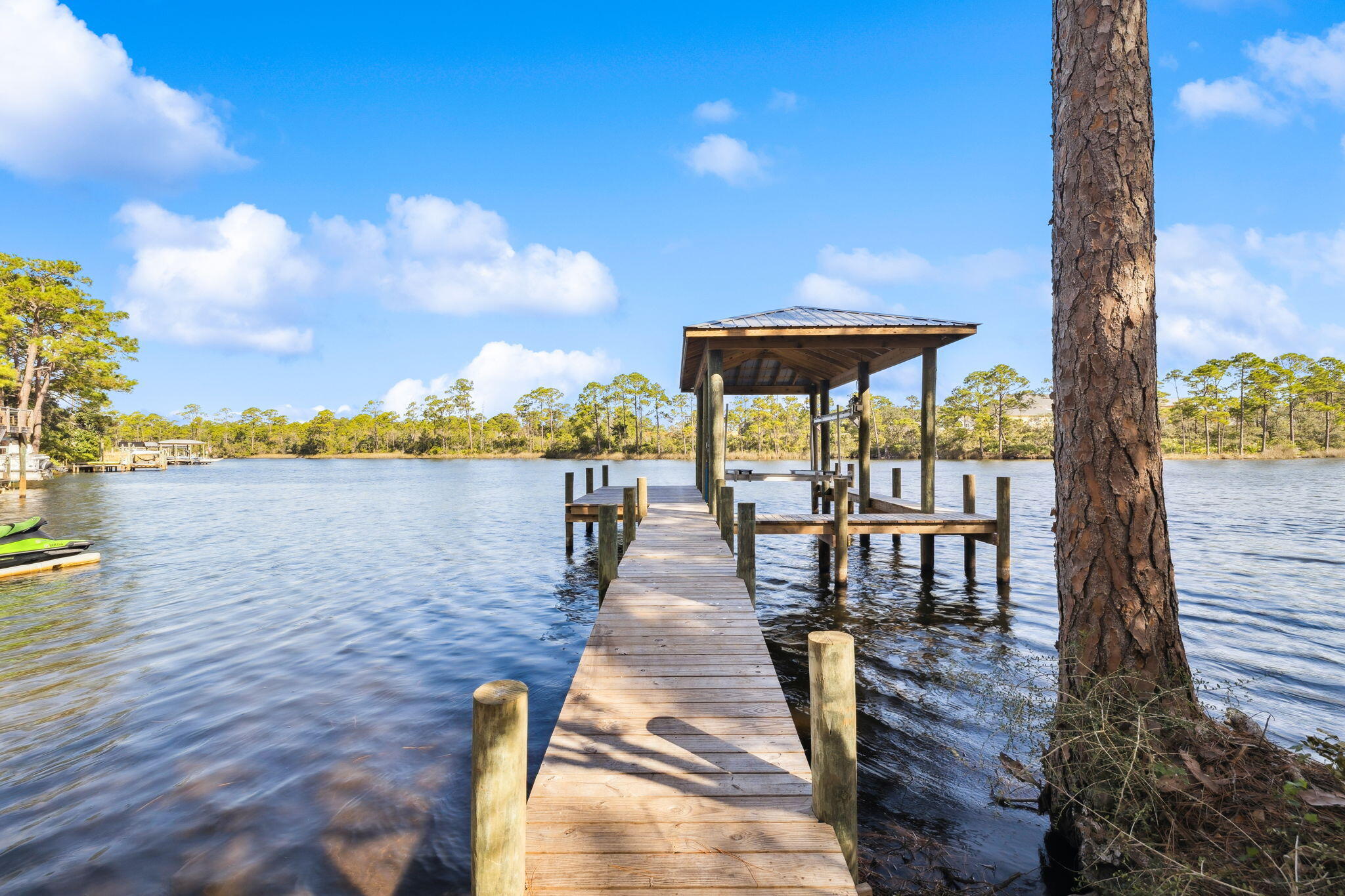 LAKE SHORE ESTATES - Residential