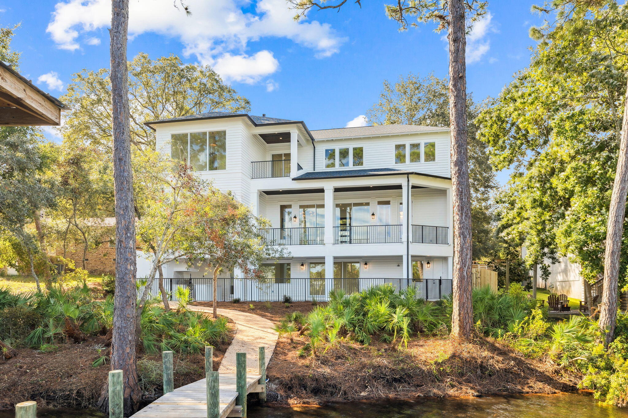 LAKE SHORE ESTATES - Residential