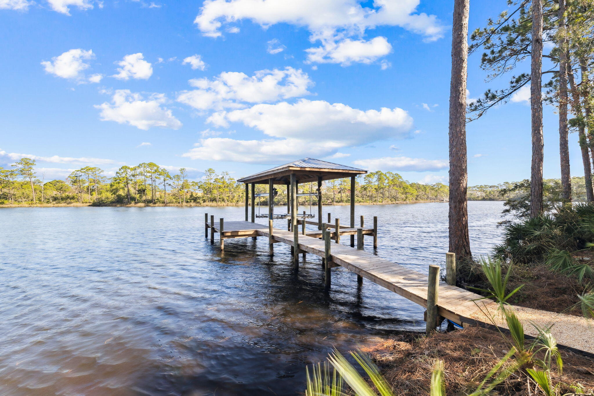 LAKE SHORE ESTATES - Residential
