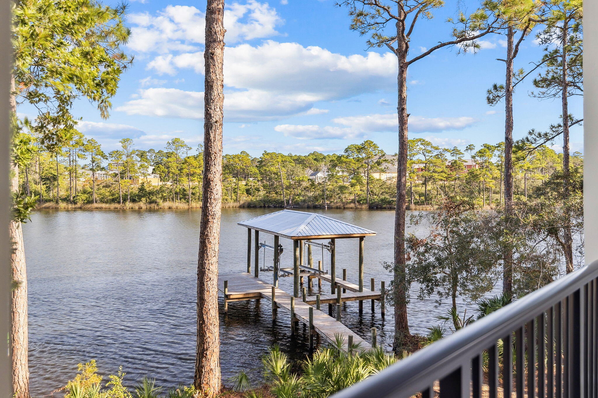 LAKE SHORE ESTATES - Residential