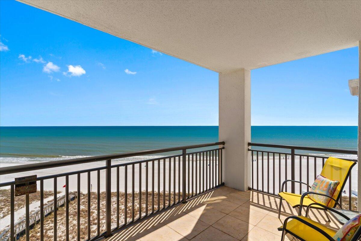 NAVARRE TOWERS CONDO - Residential