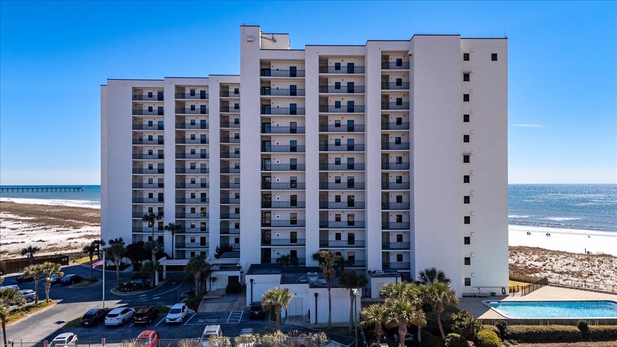 NAVARRE TOWERS CONDO - Residential