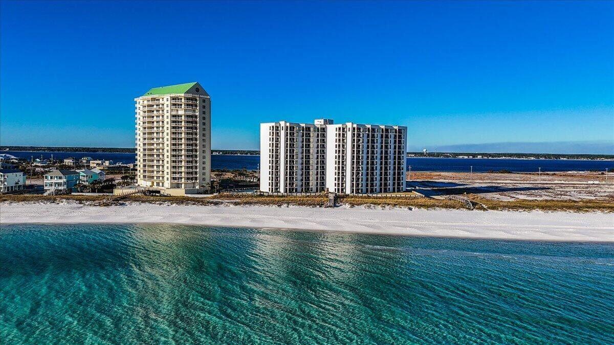 NAVARRE TOWERS CONDO - Residential