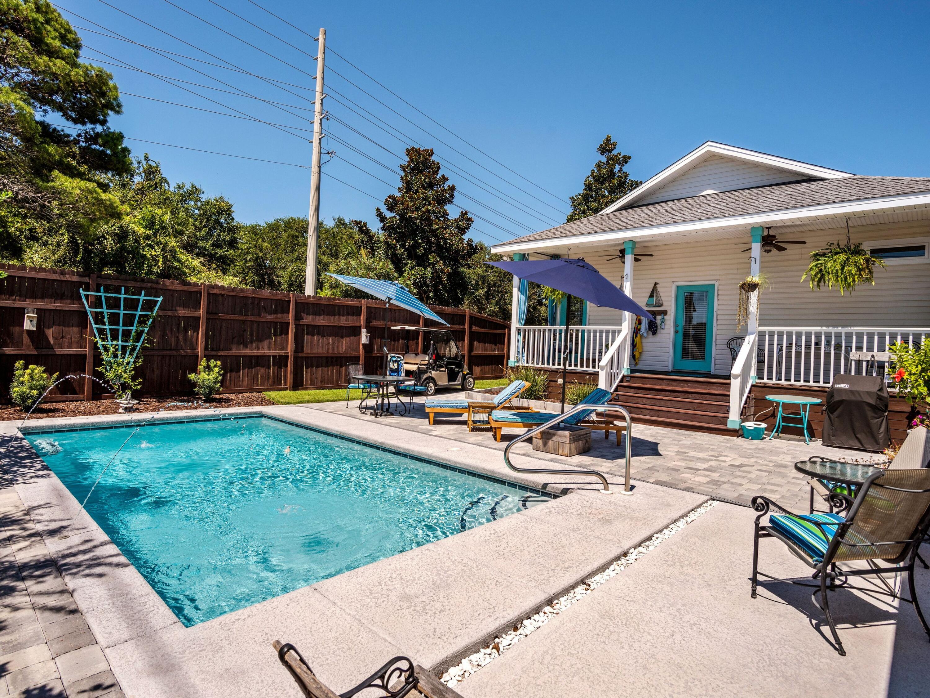 CRYSTAL BEACH - Residential