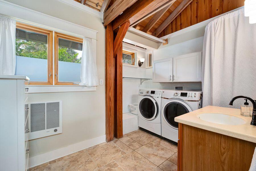 CREEKSIDE - Residential