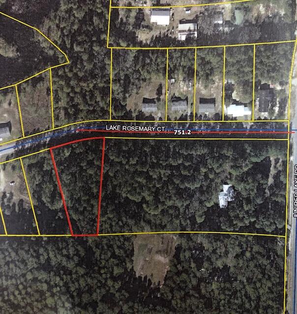 Beautiful lot to build your next investment. This lot is just a short drive to schools, shopping and all that the growing DeFuniak Springs area has to offer. Huge hard to find lot measuring nearly a full acre!! Call today!All information is believed to be correct but Buyer should varify all information deemed important.