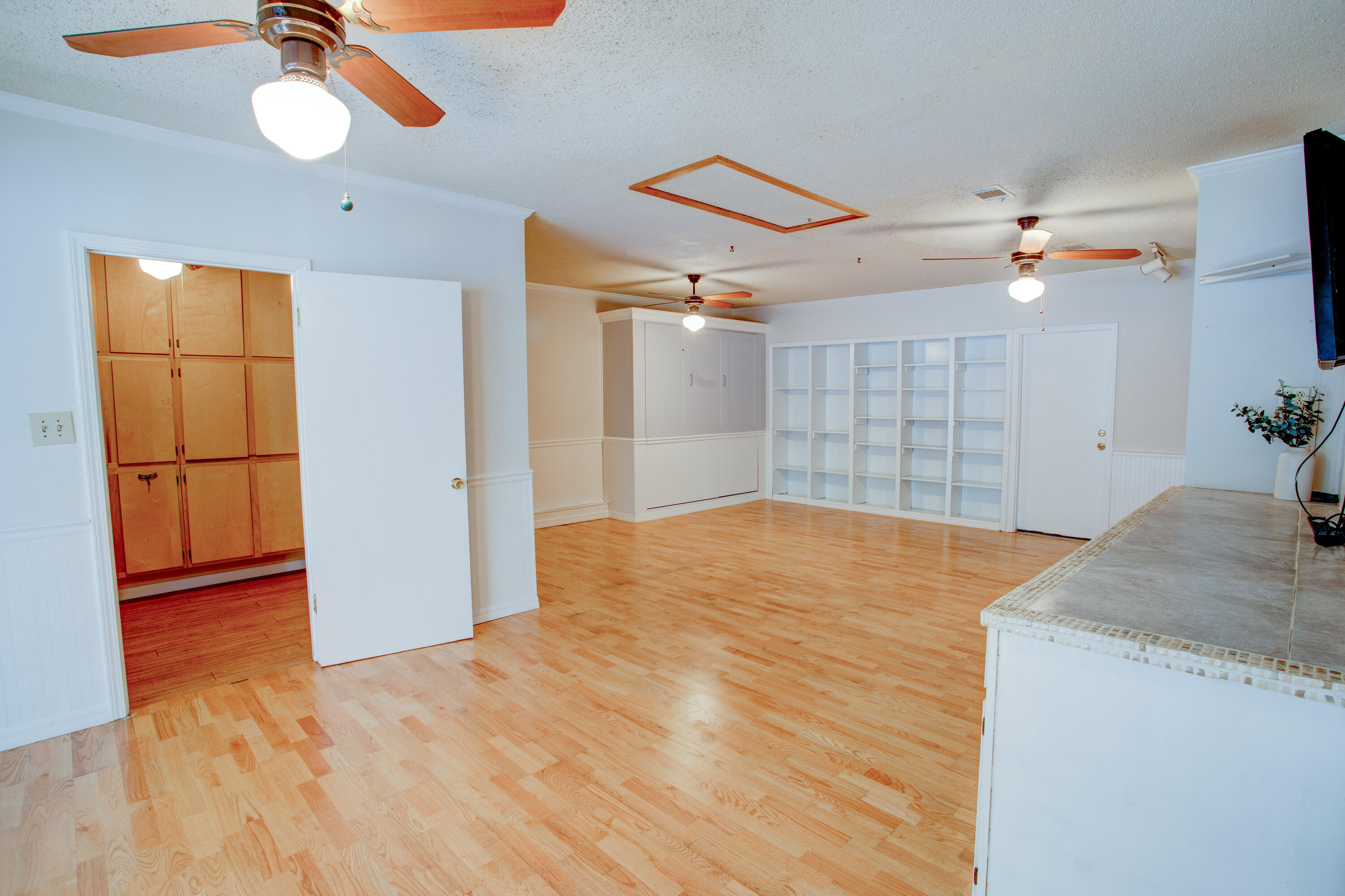 VALPARAISO PINECREST 5 - Residential