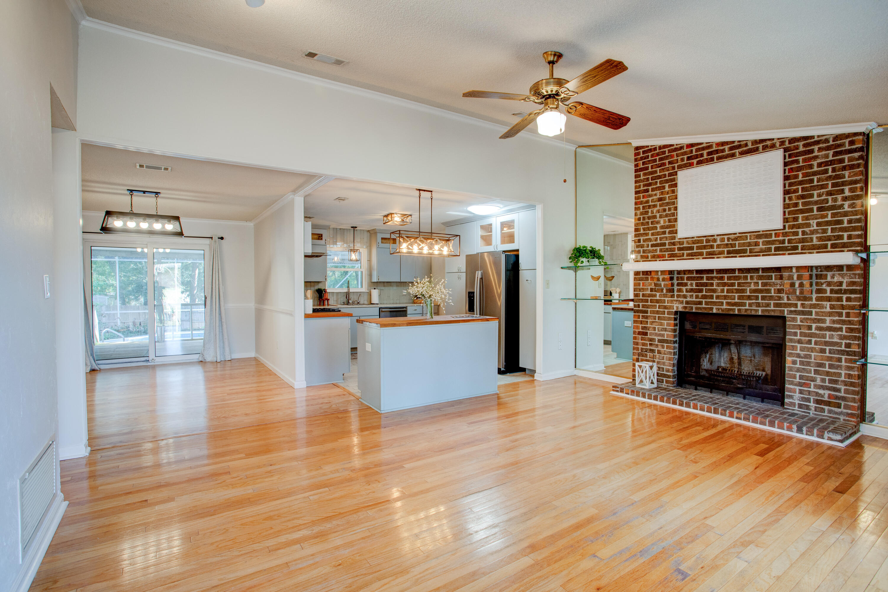 VALPARAISO PINECREST 5 - Residential