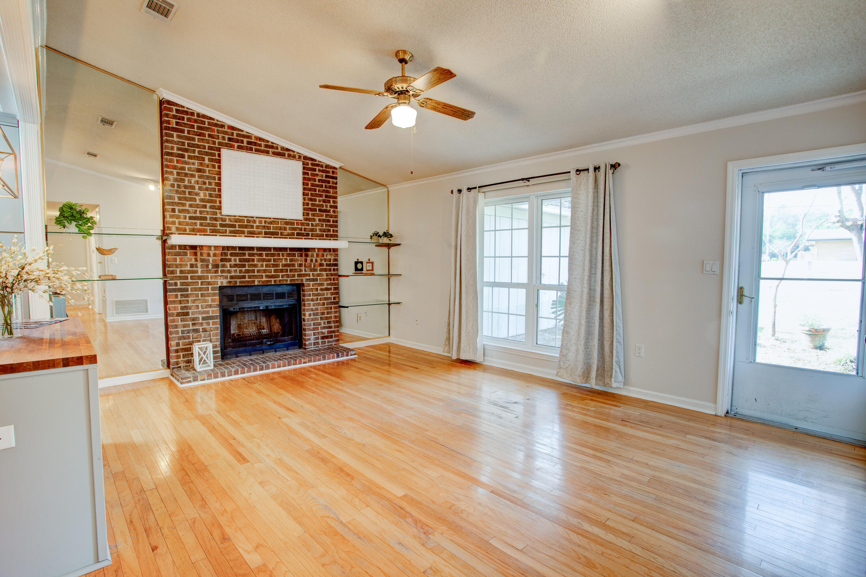 VALPARAISO PINECREST 5 - Residential