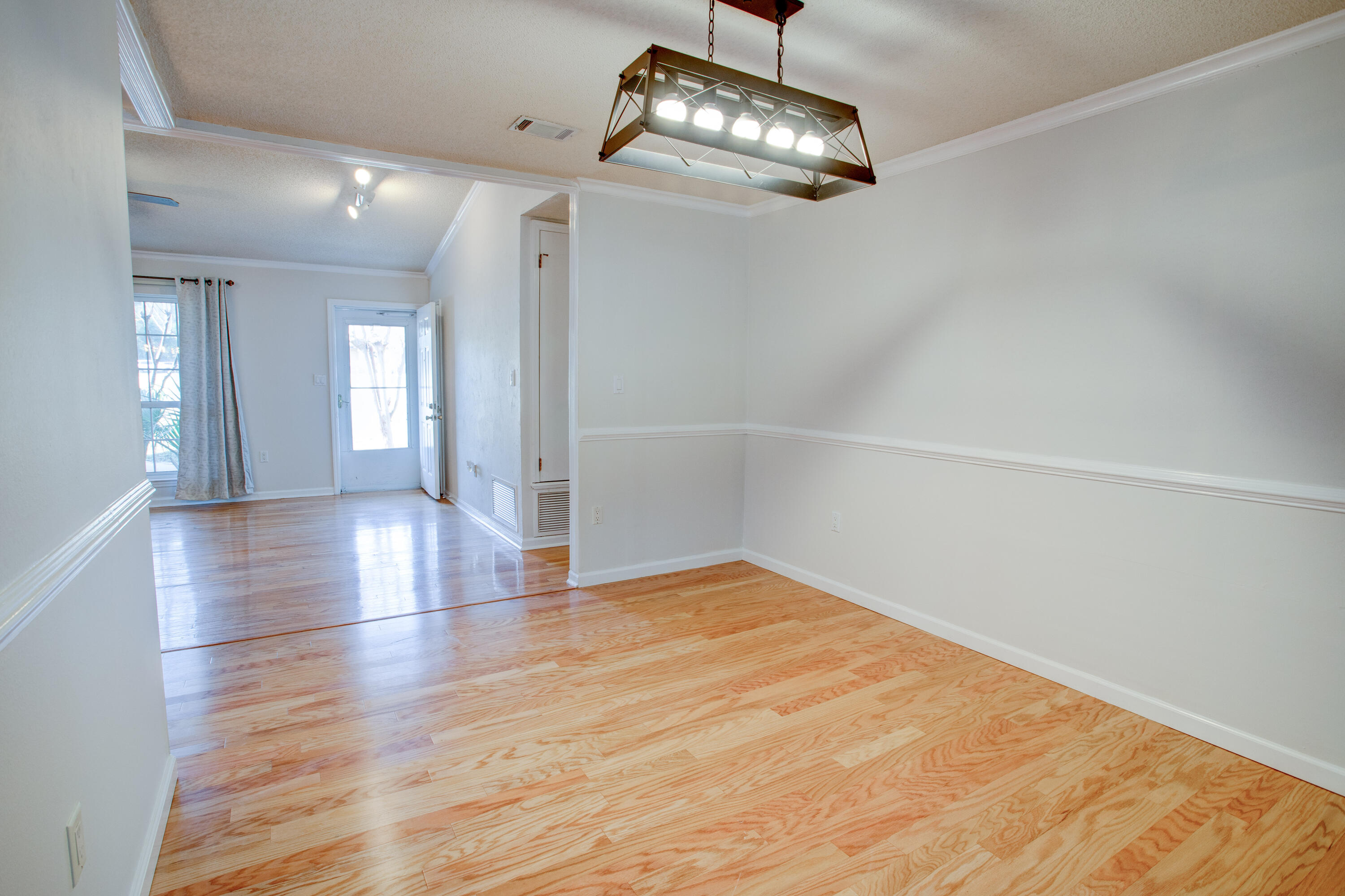 VALPARAISO PINECREST 5 - Residential