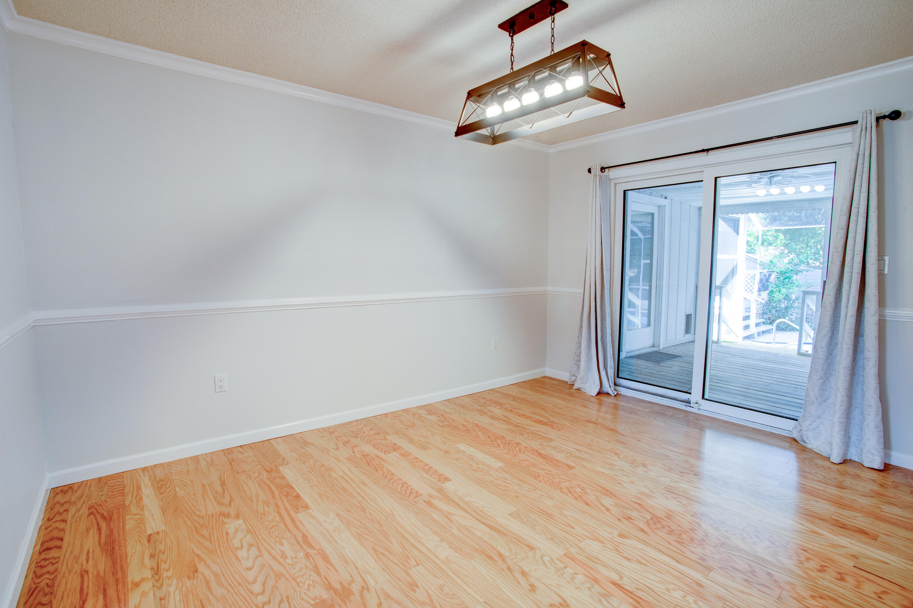 VALPARAISO PINECREST 5 - Residential