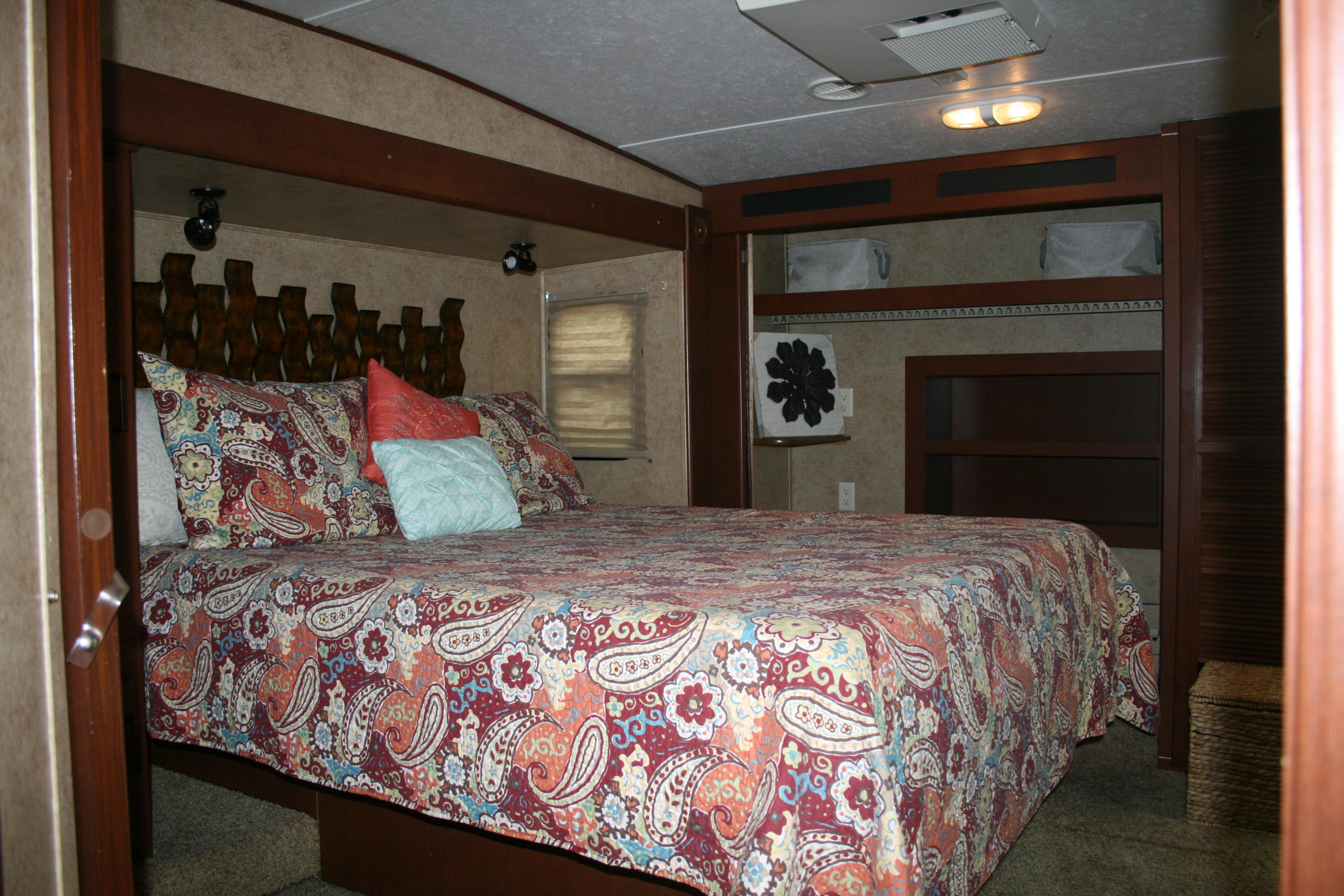 HIGH RIDGE ESTATES - Land