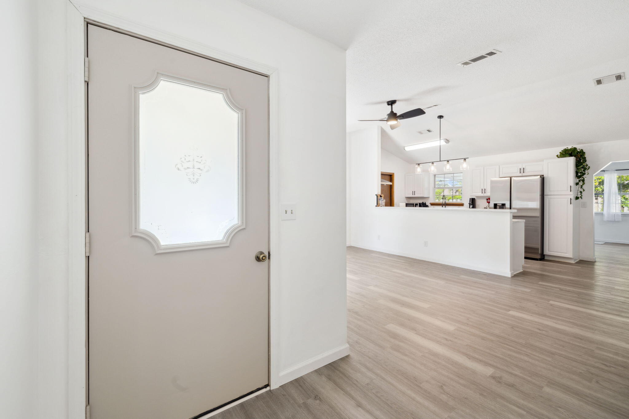 PINE MEADOWS ADD #2 LOT 18 BLK E - Residential