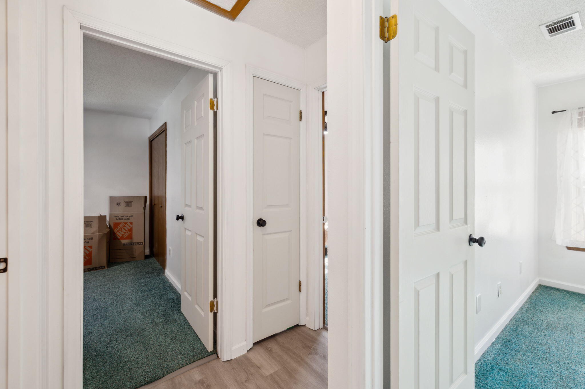 PINE MEADOWS ADD #2 LOT 18 BLK E - Residential