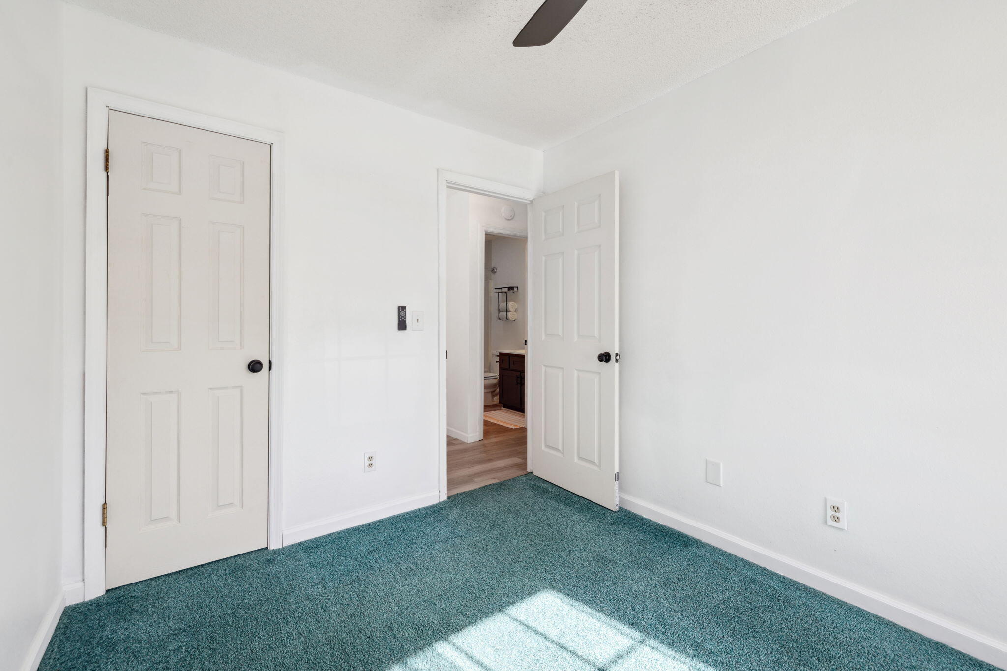 PINE MEADOWS ADD #2 LOT 18 BLK E - Residential