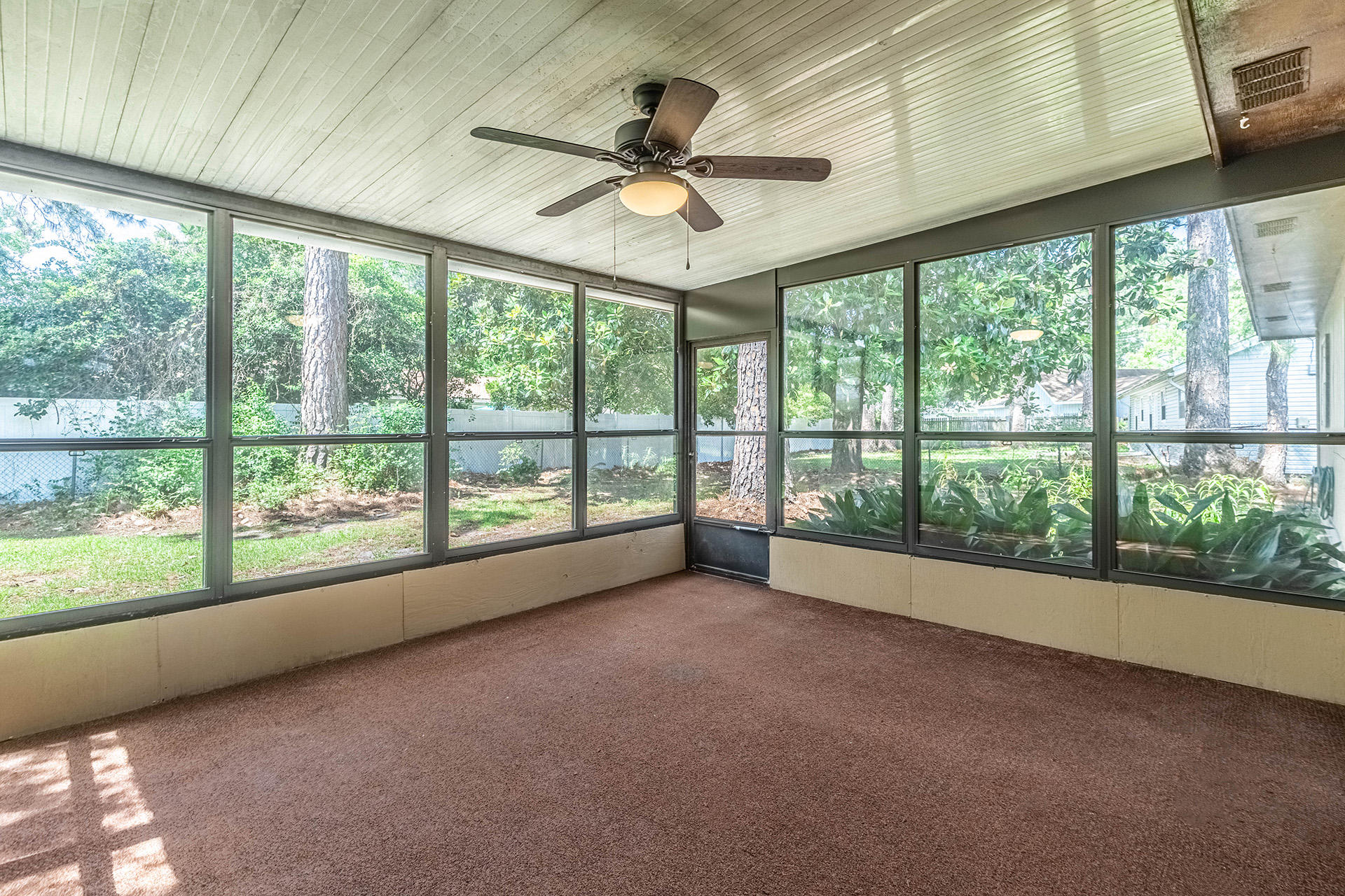 PINE MEADOWS - Residential