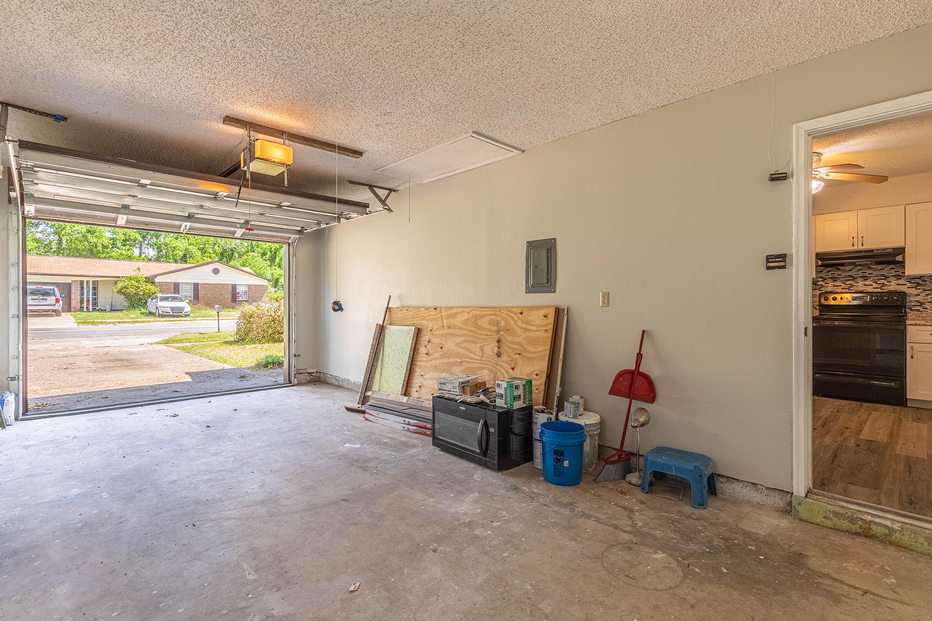 PINE MEADOWS - Residential