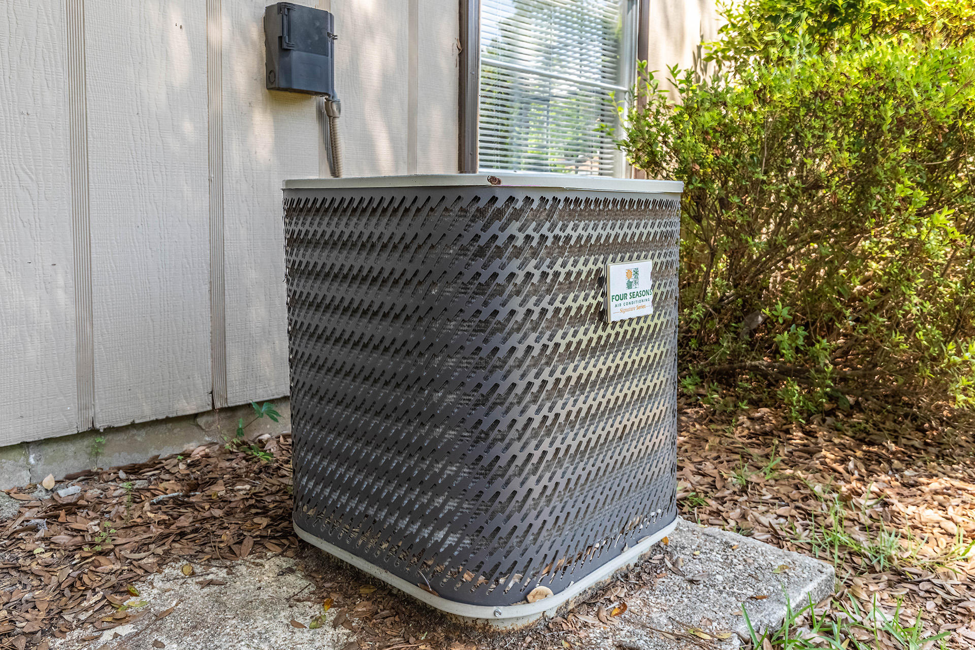 PINE MEADOWS - Residential