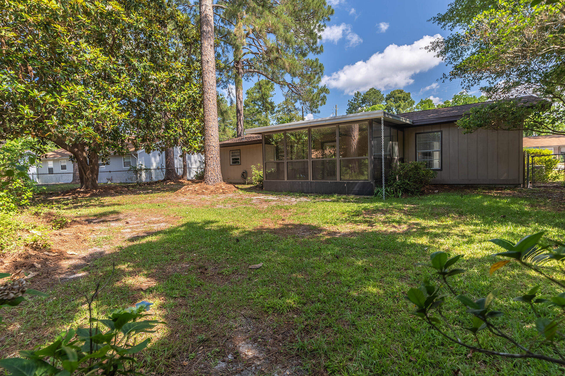 PINE MEADOWS - Residential