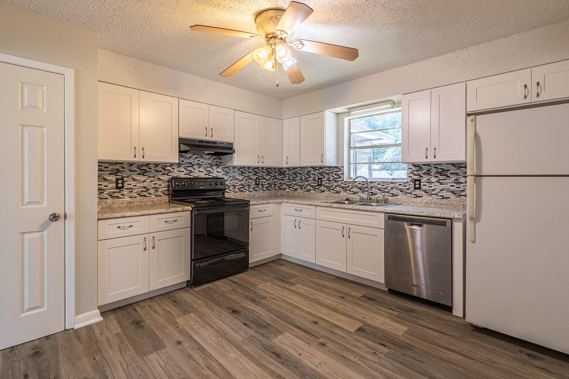 PINE MEADOWS - Residential