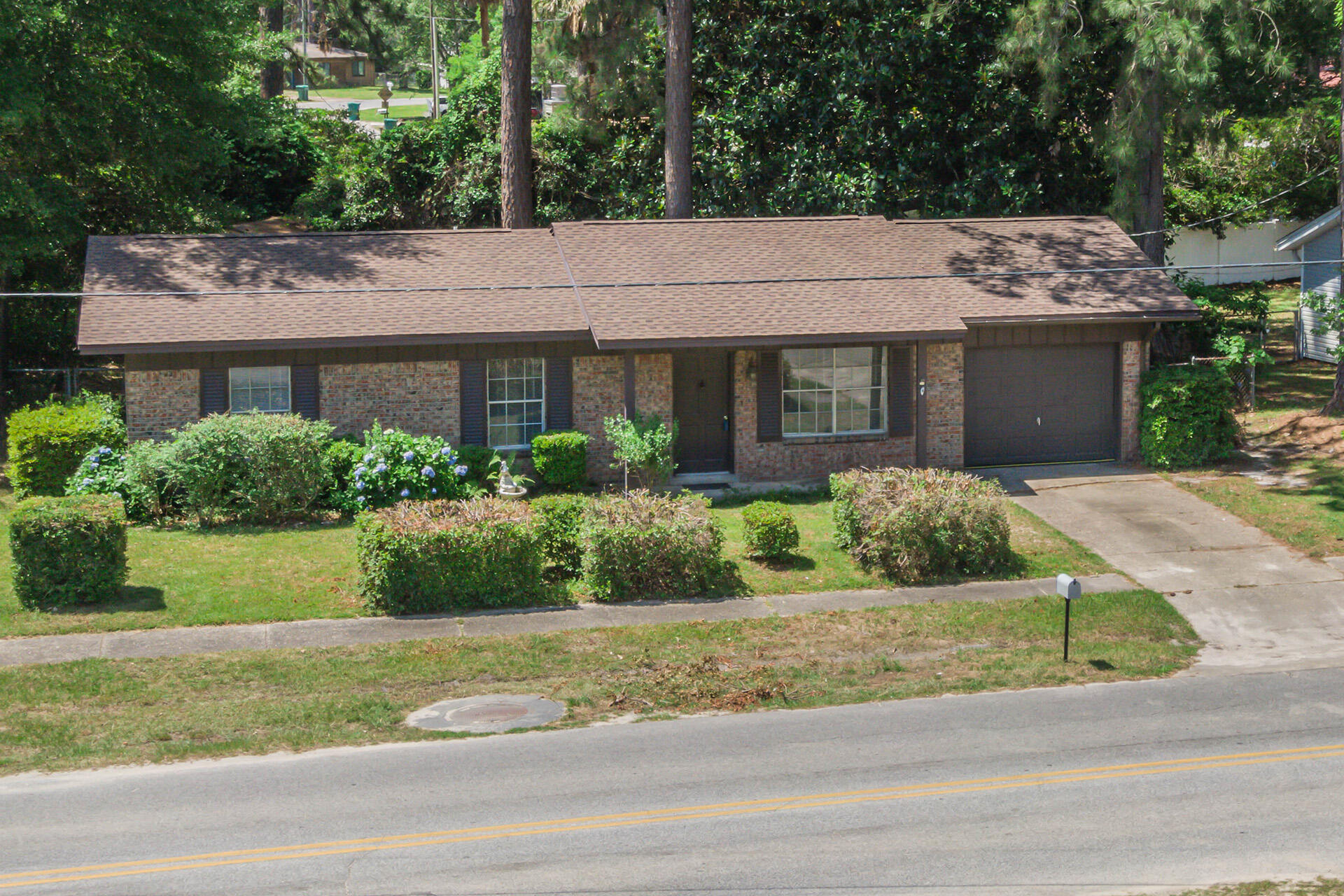 PINE MEADOWS - Residential