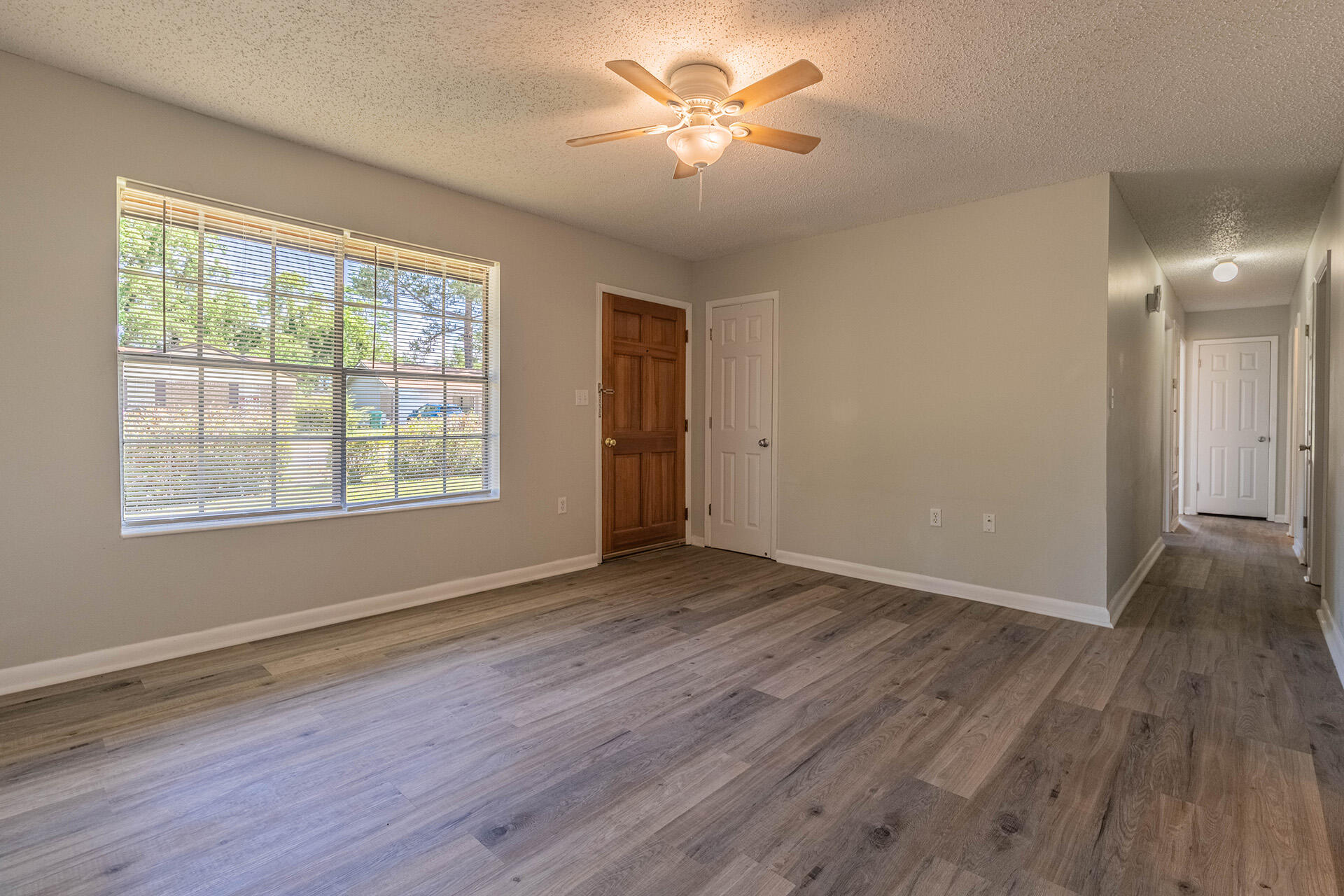 PINE MEADOWS - Residential