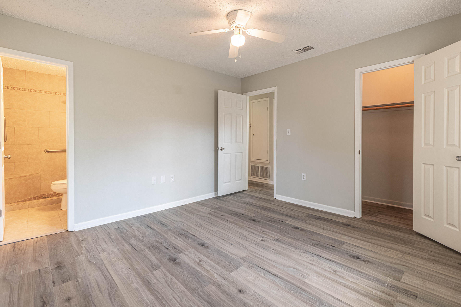 PINE MEADOWS - Residential