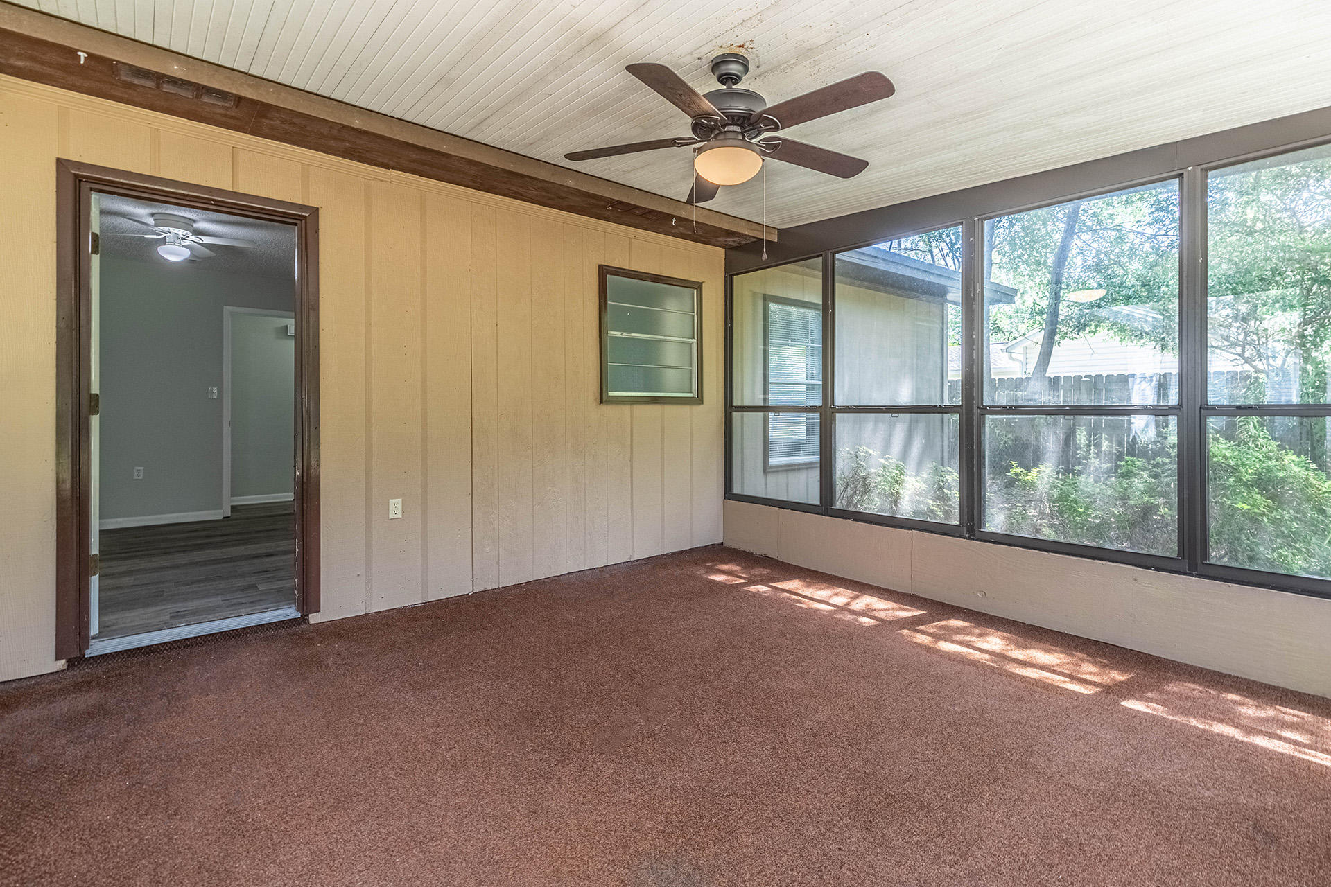 PINE MEADOWS - Residential