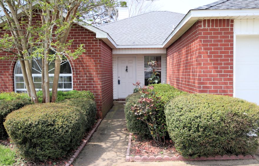 BACK ON MARKET! BRAND NEW ROOF!! ALL REPAIRS COMPLETED. MOVE-IN READY!  Wonderful Opportunity convenient to Hurlburt Field and Eglin AFB. Lovely Brick front Home in Waterford Estates on South side of Hwy 98. Close to beaches and shopping. Split Bedroom floor plan. Living Room with Fireplace. Kitchen has tile floors and a lovely window over the sink! Fenced Backyard with room to play. 2 car Garage and Inside Laundry Room. Call to see this house!Buyer to verify all measurements and pertinent information.