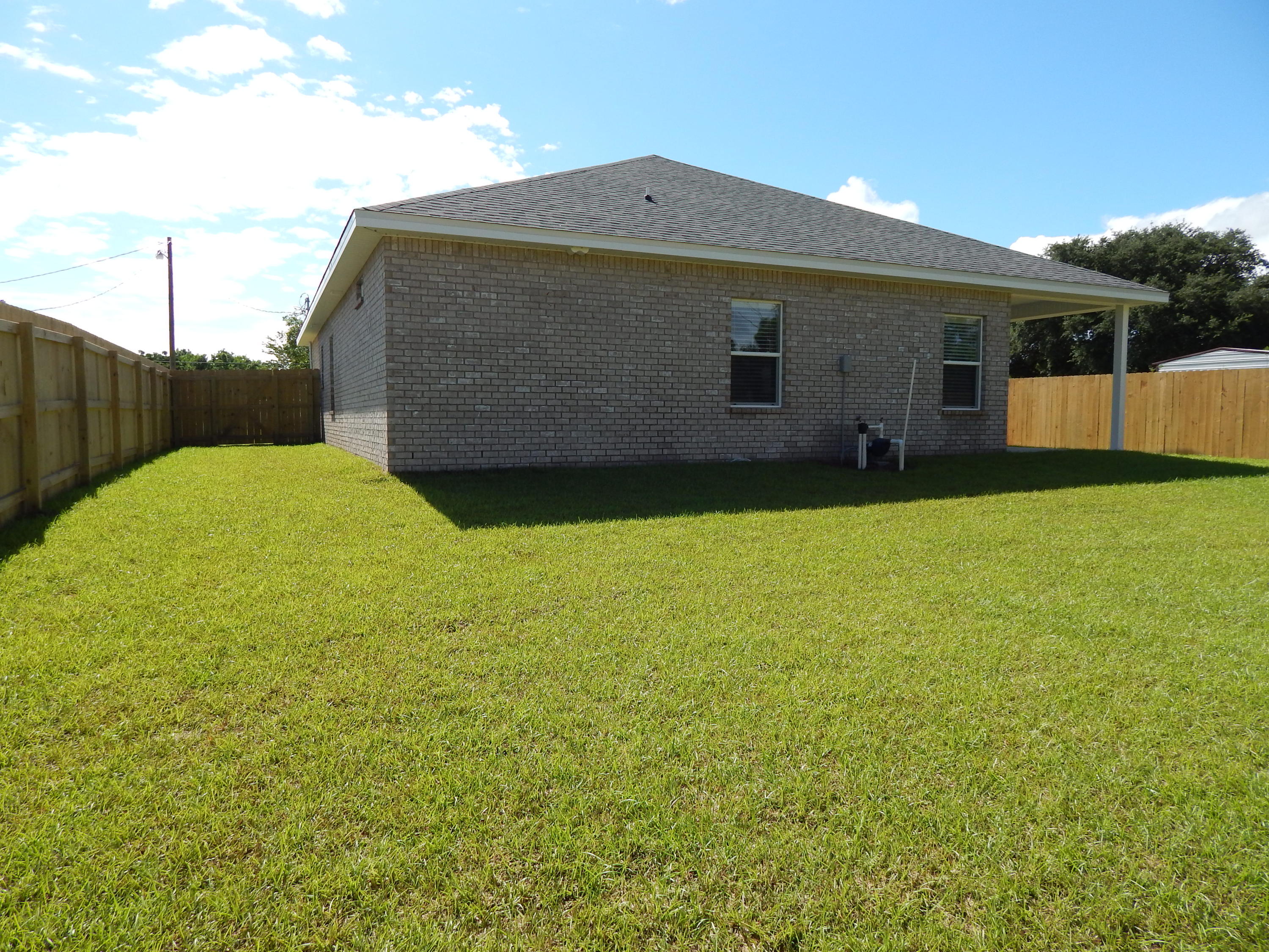 WYNNEHAVEN BCH EST - Residential