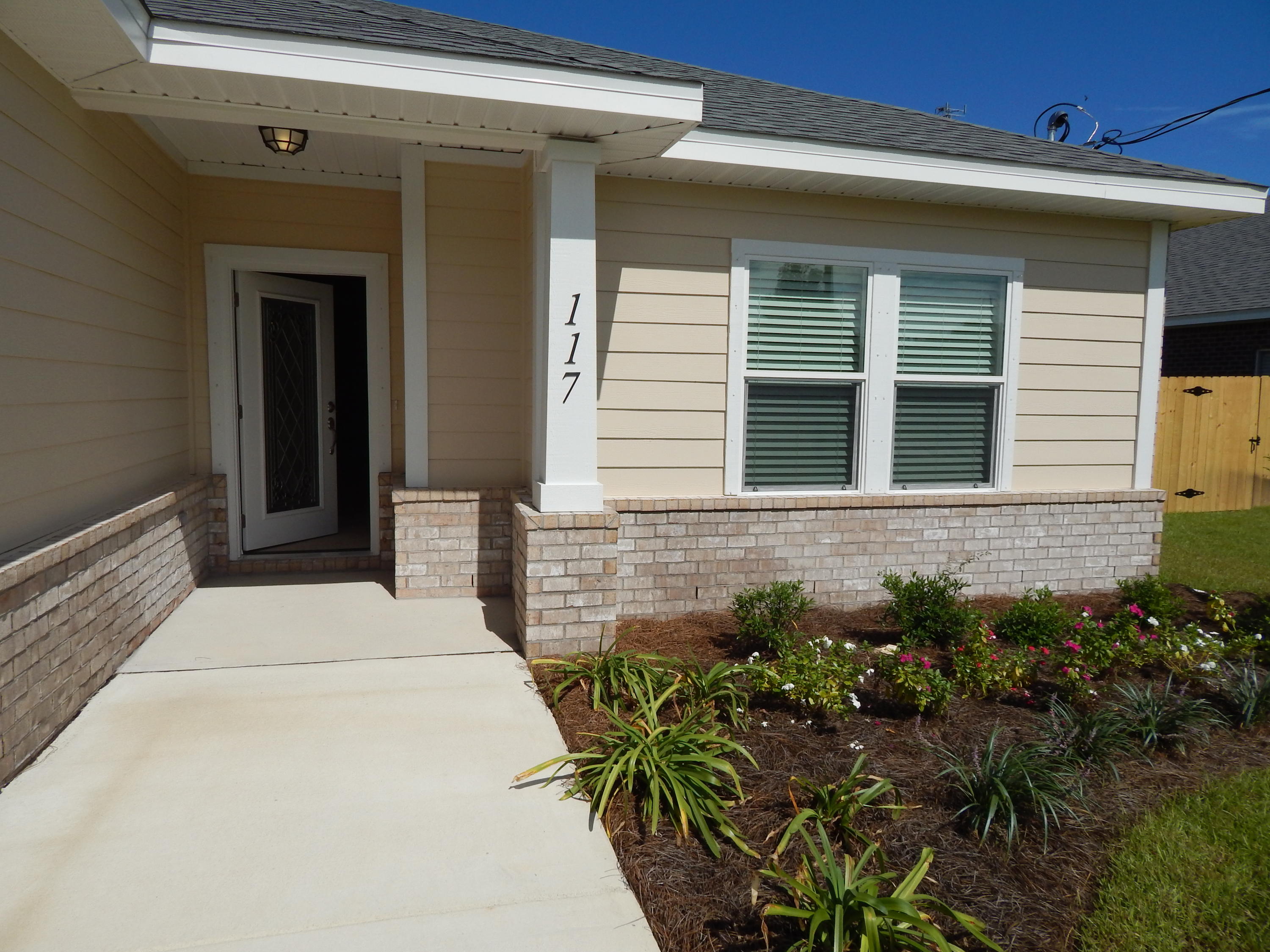 WYNNEHAVEN BCH EST - Residential