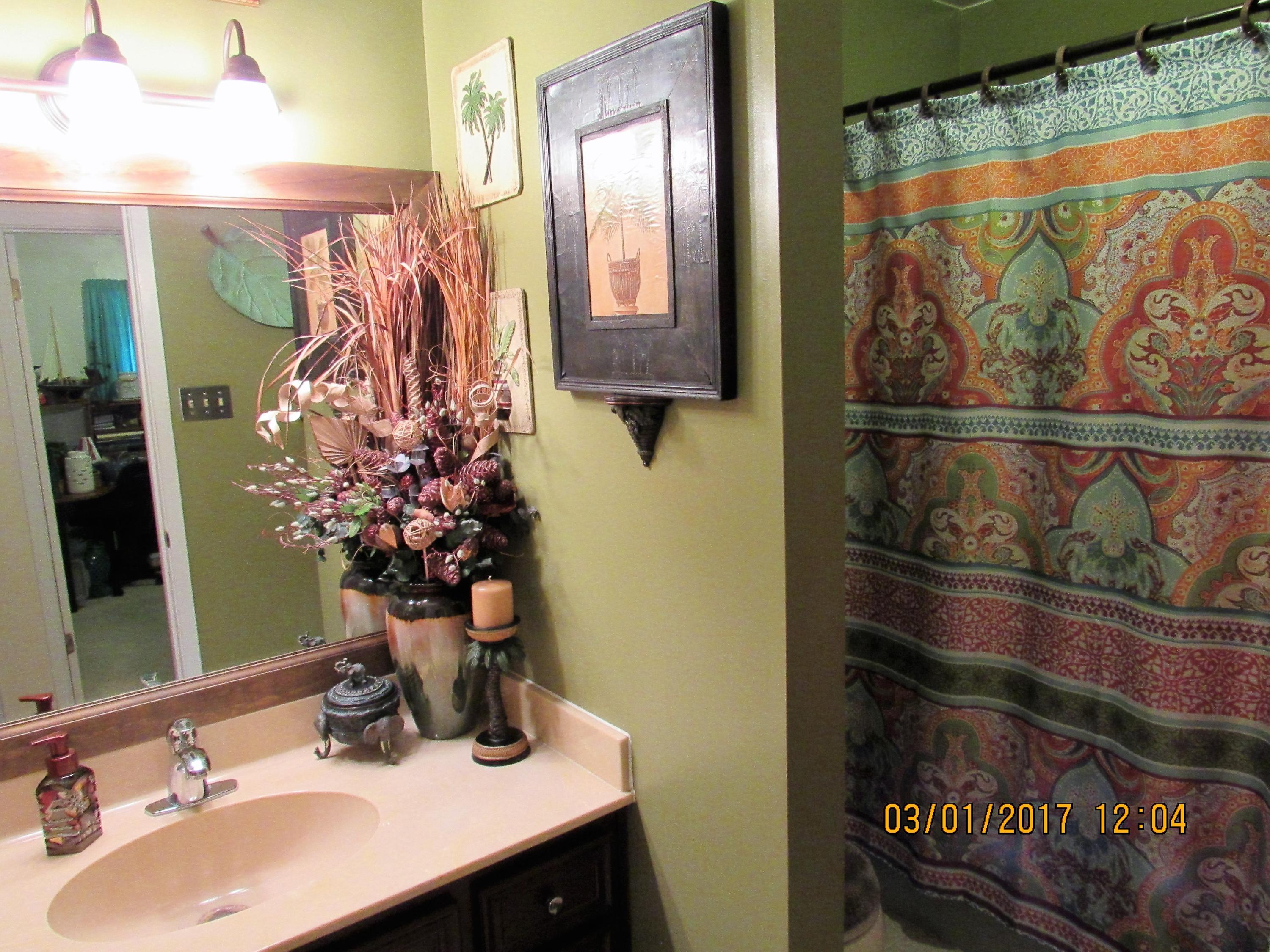 PINEWOOD ESTATES - Residential