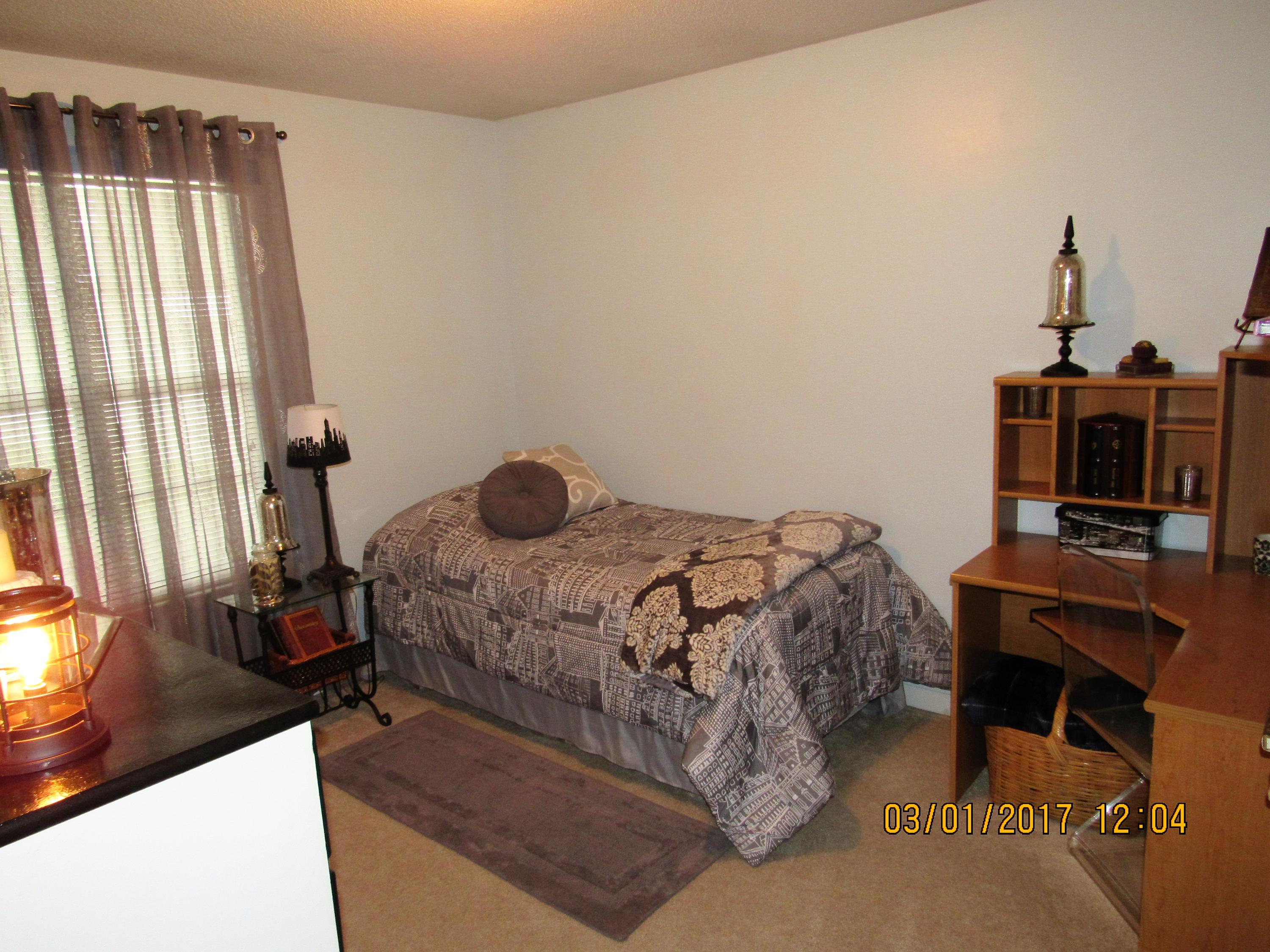 PINEWOOD ESTATES - Residential