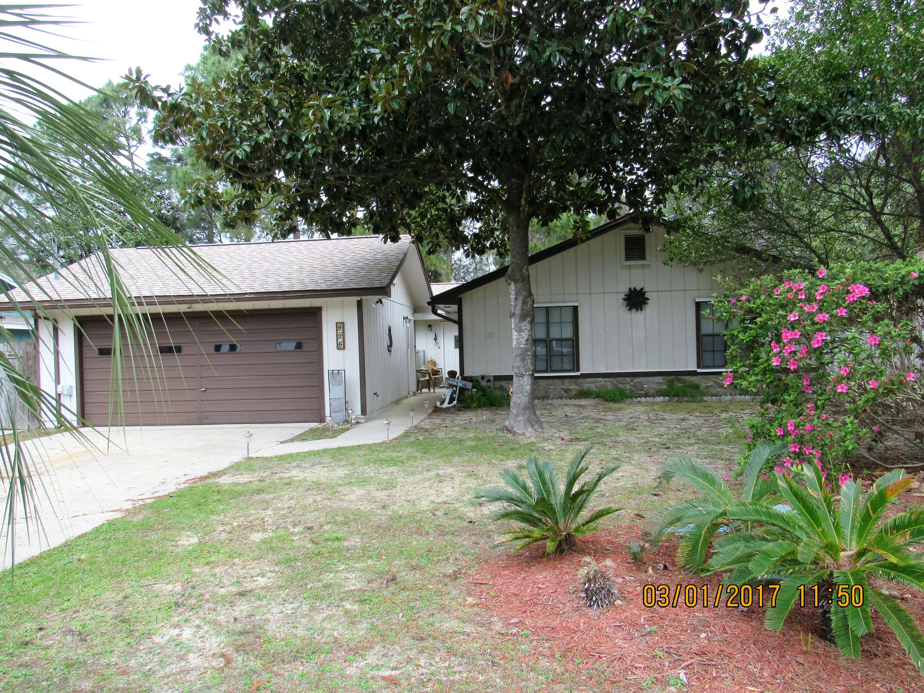 PINEWOOD ESTATES - Residential