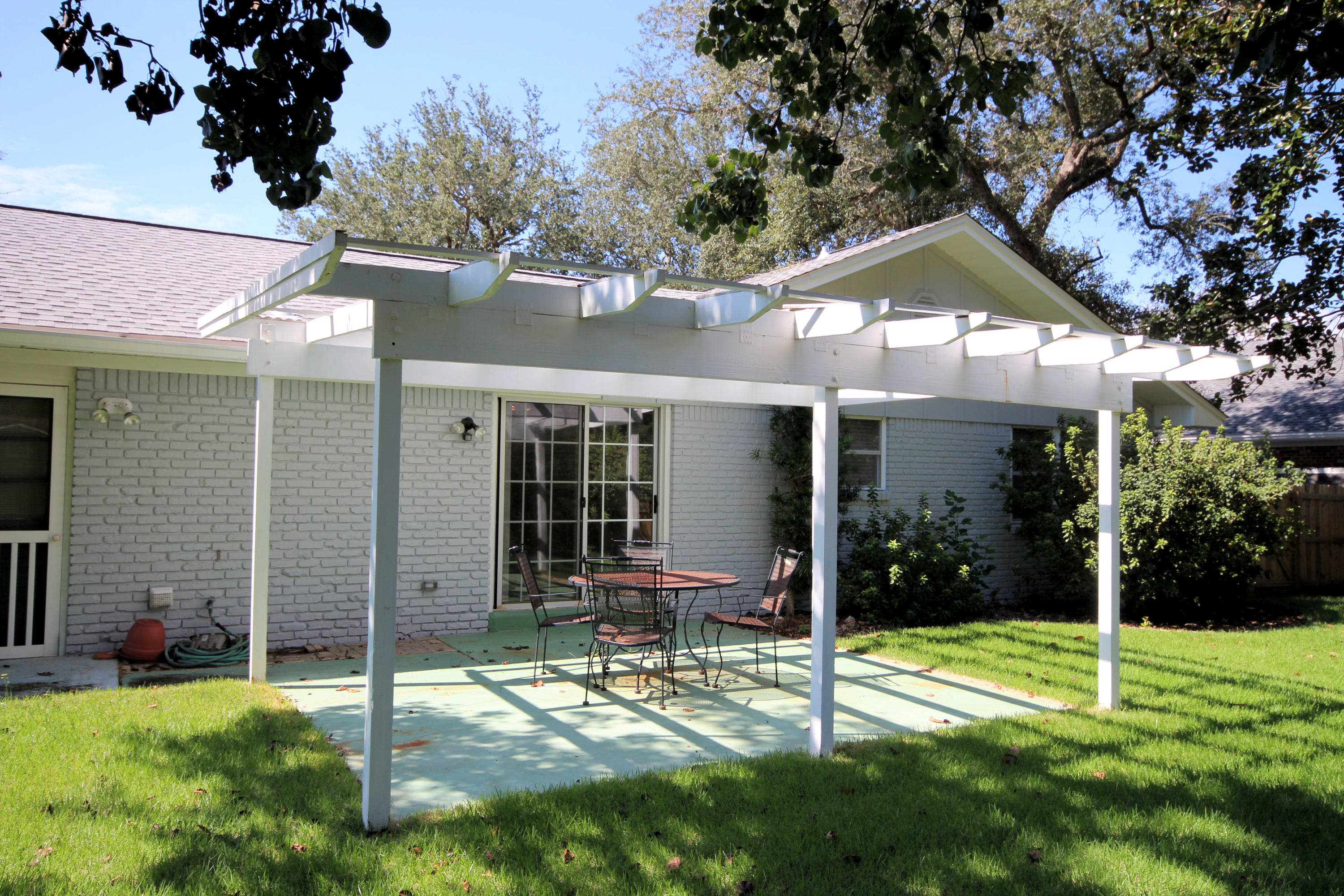 BAYOU WOODS 3RD ADDN - Residential