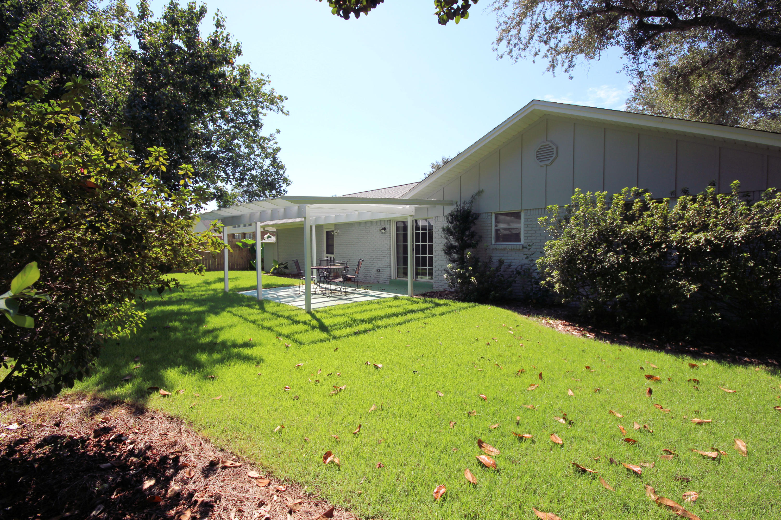 BAYOU WOODS 3RD ADDN - Residential