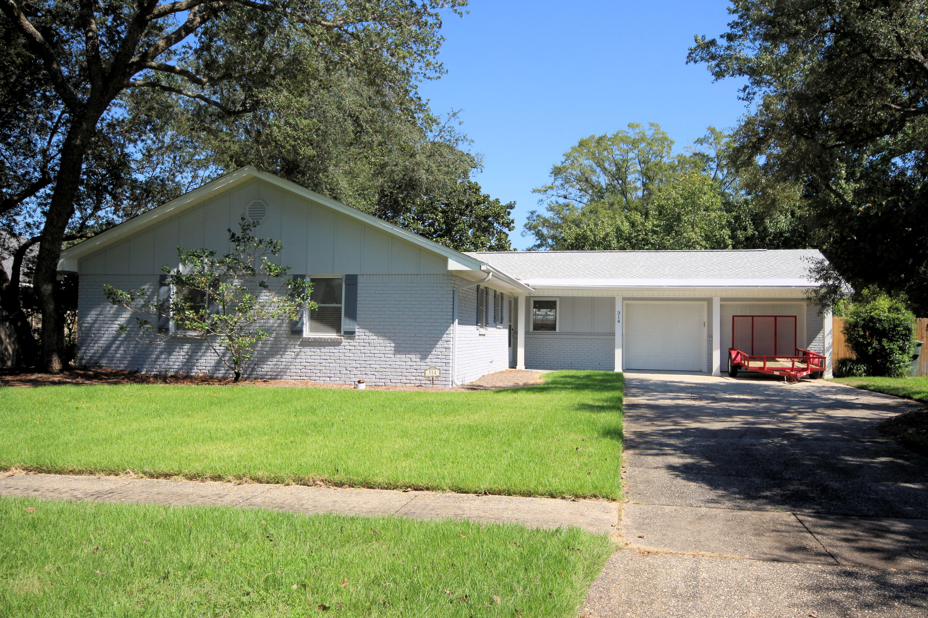 BAYOU WOODS 3RD ADDN - Residential