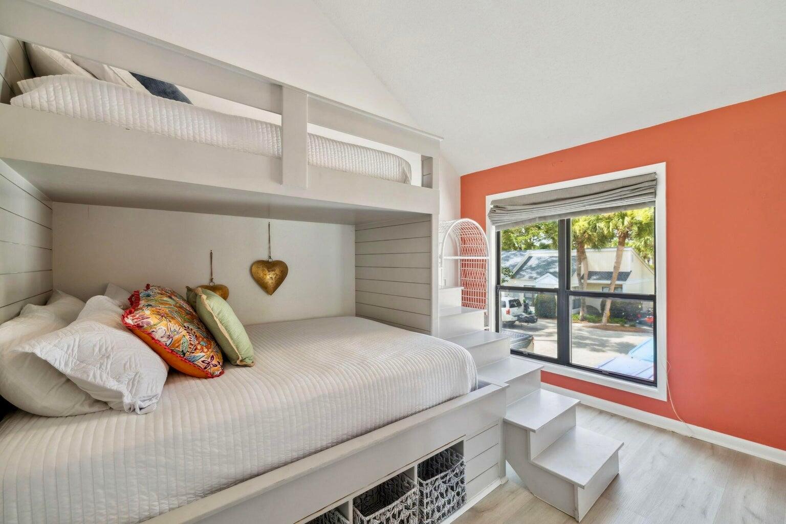 SANDPIPER VILLAGE CONDO - Residential