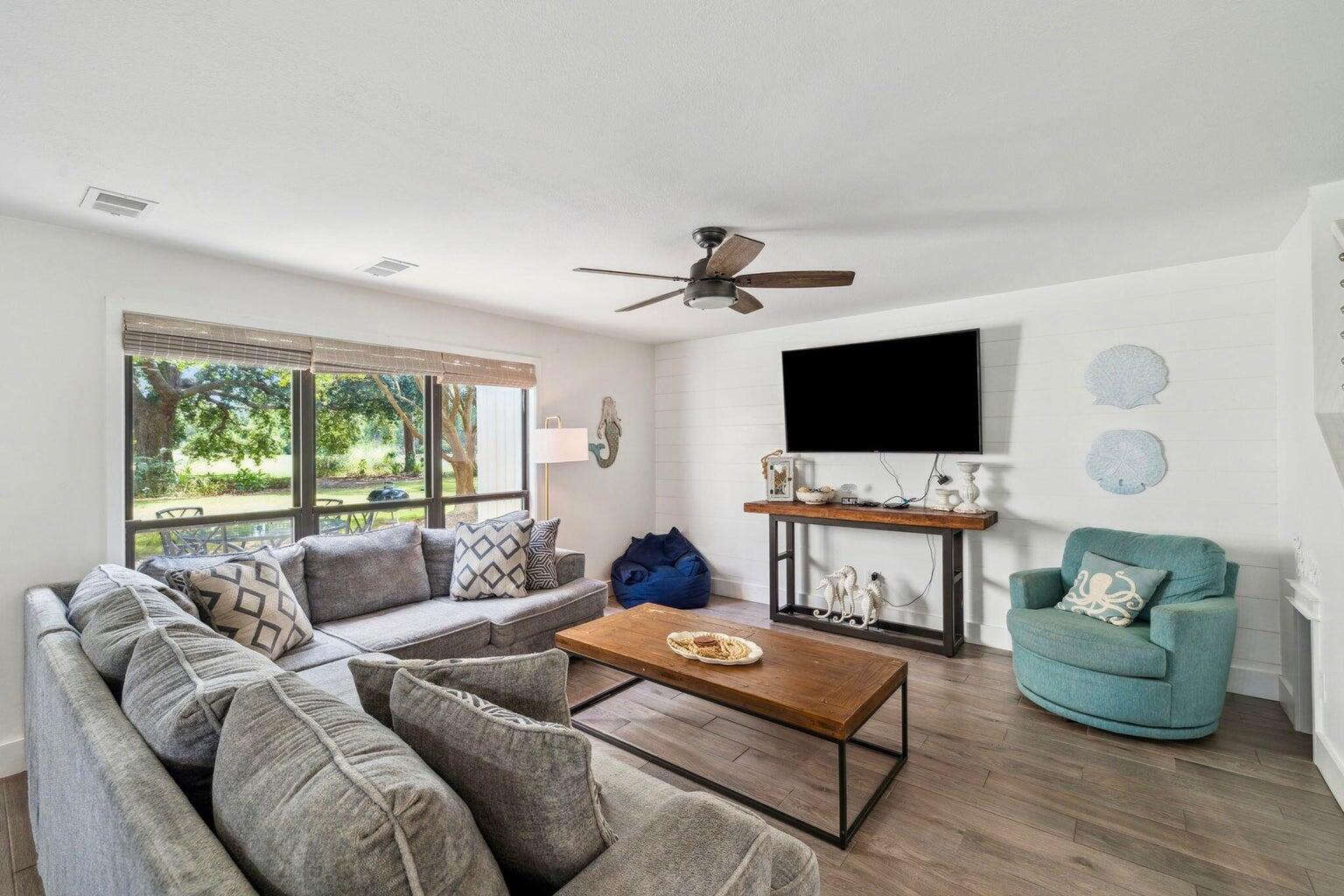 SANDPIPER VILLAGE CONDO - Residential