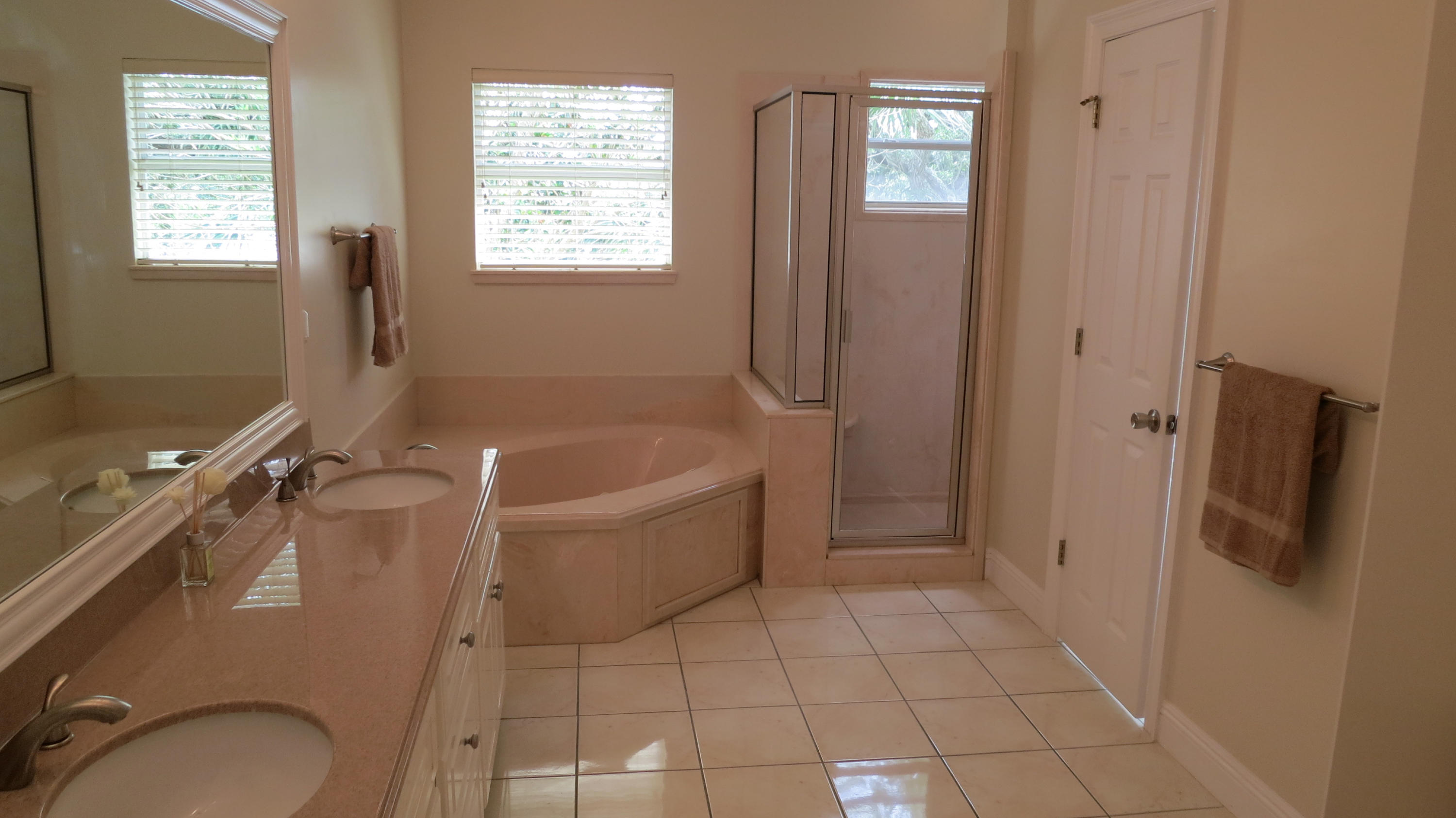 SHALIMAR POINTE S/D - Residential