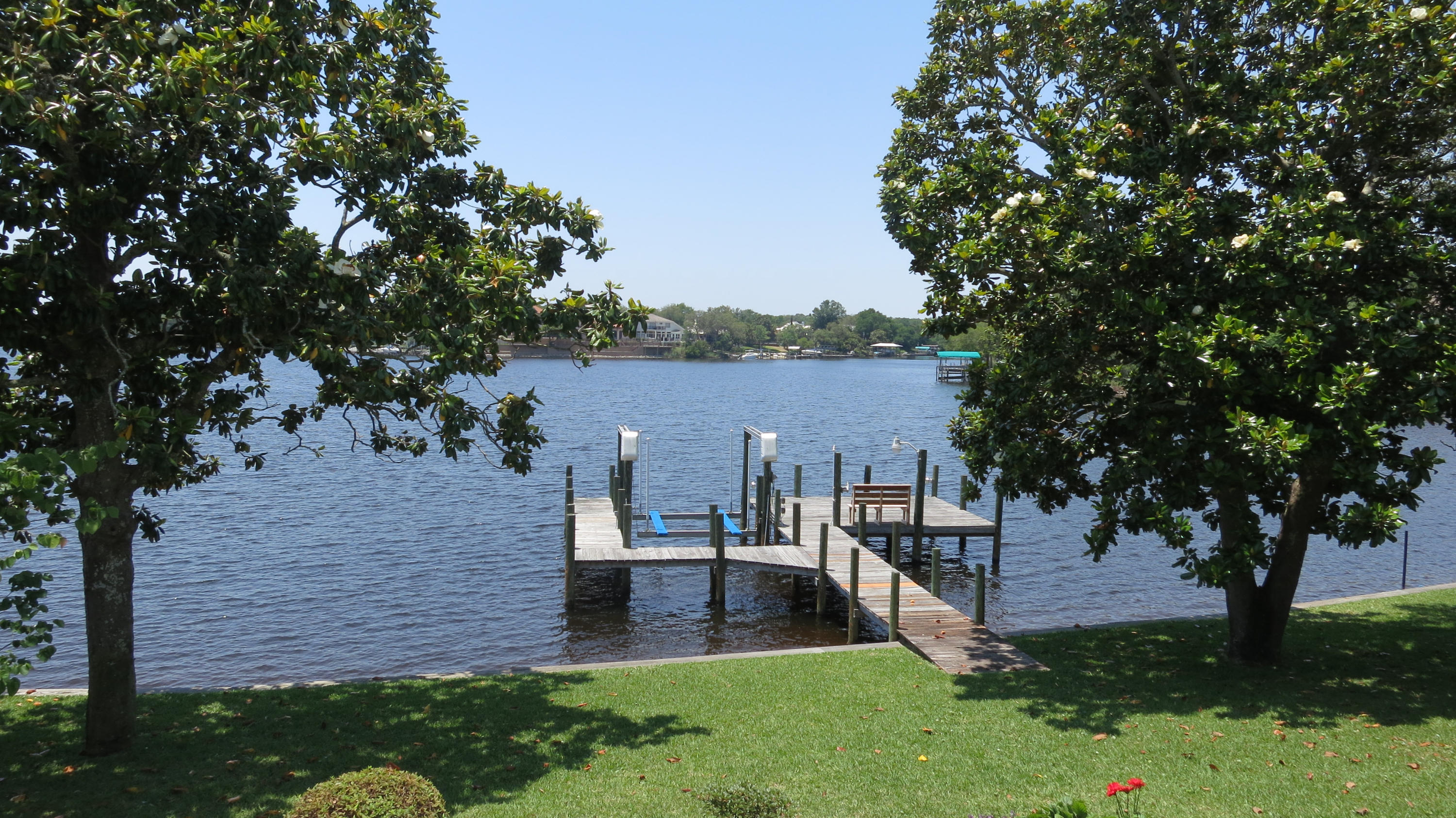 SHALIMAR POINTE S/D - Residential