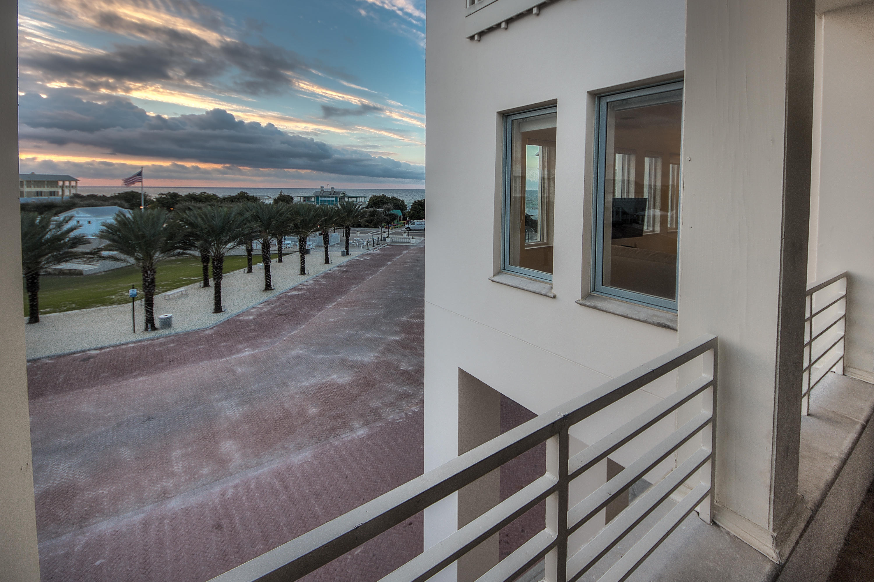 SEASIDE - Residential