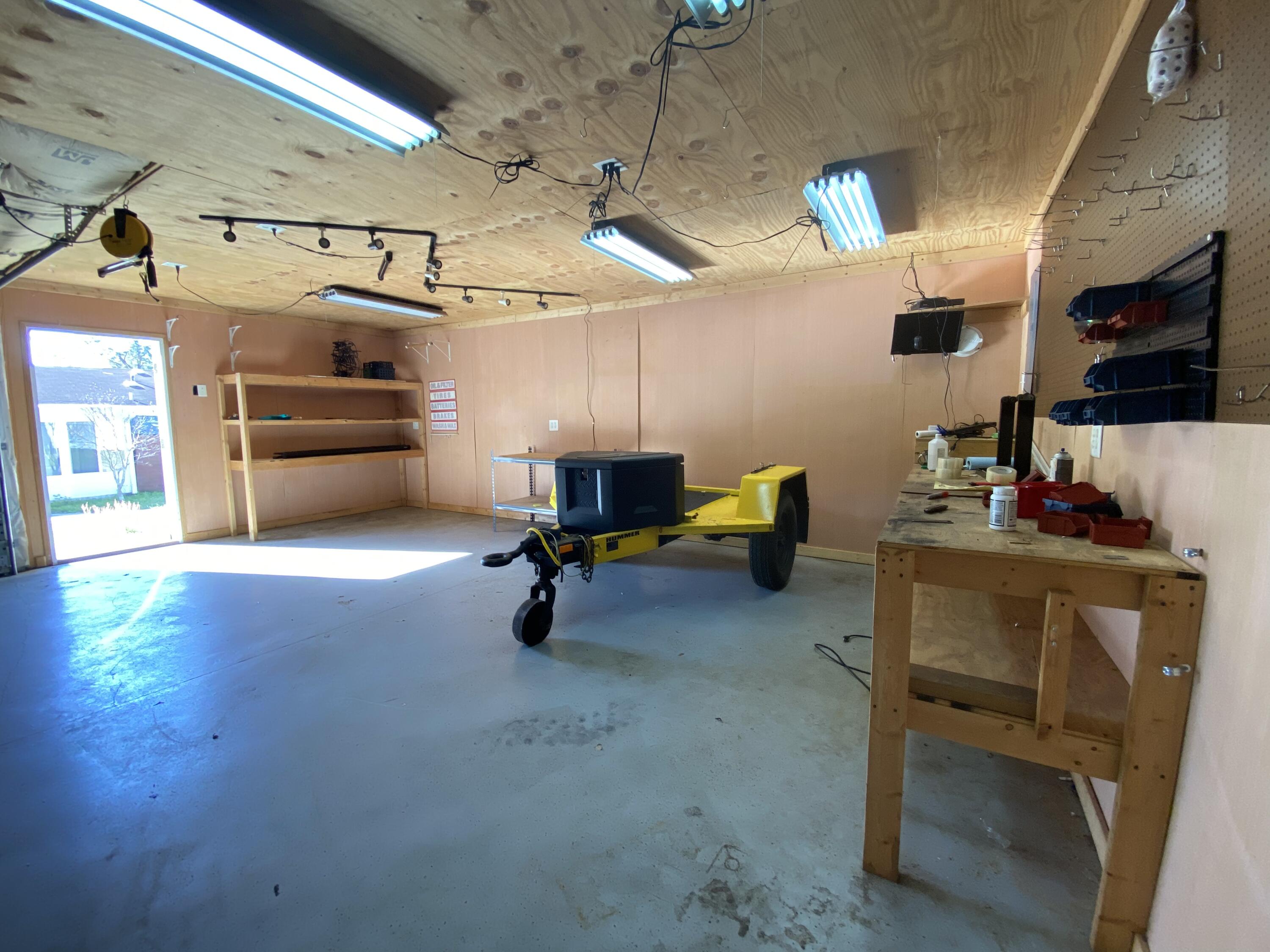 MCLAUGHLIN & HARRIS - Residential