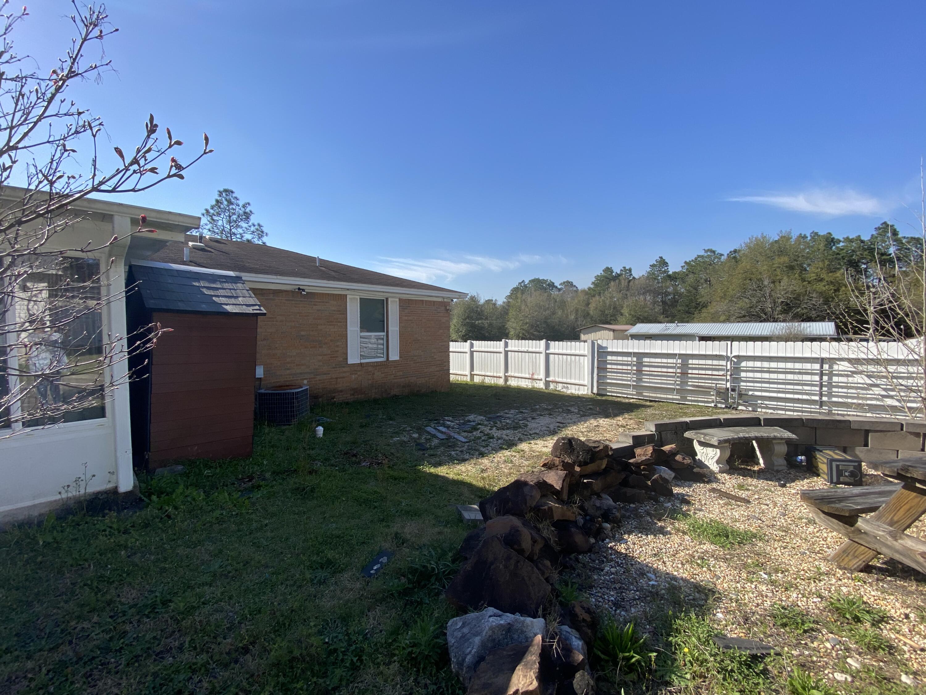 MCLAUGHLIN & HARRIS - Residential