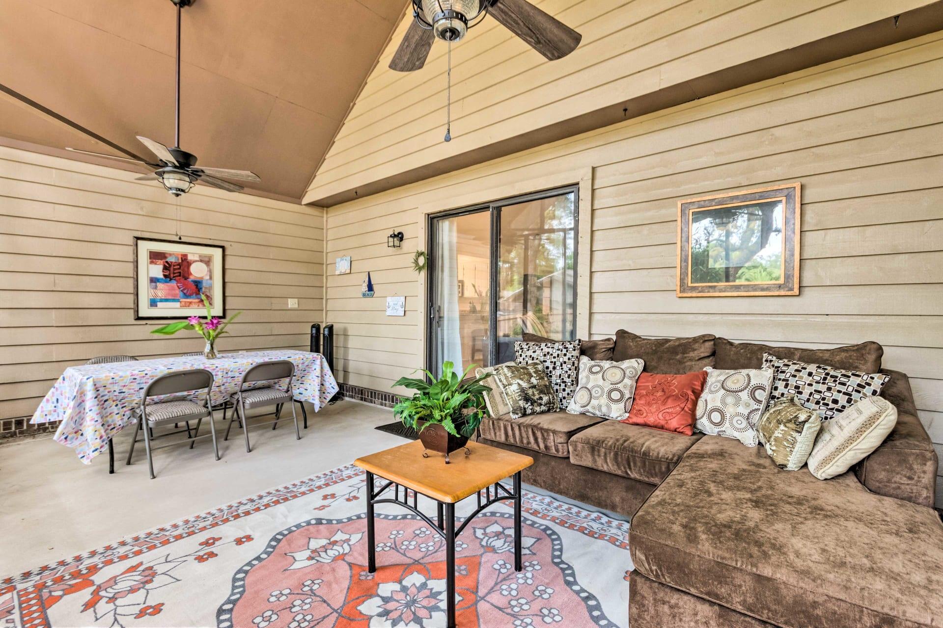 WHISPER BAY - Residential Lease