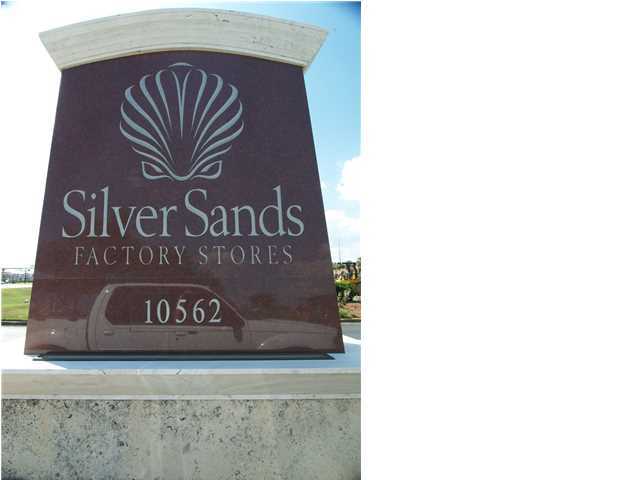 THE PALMS OF DESTIN - Residential