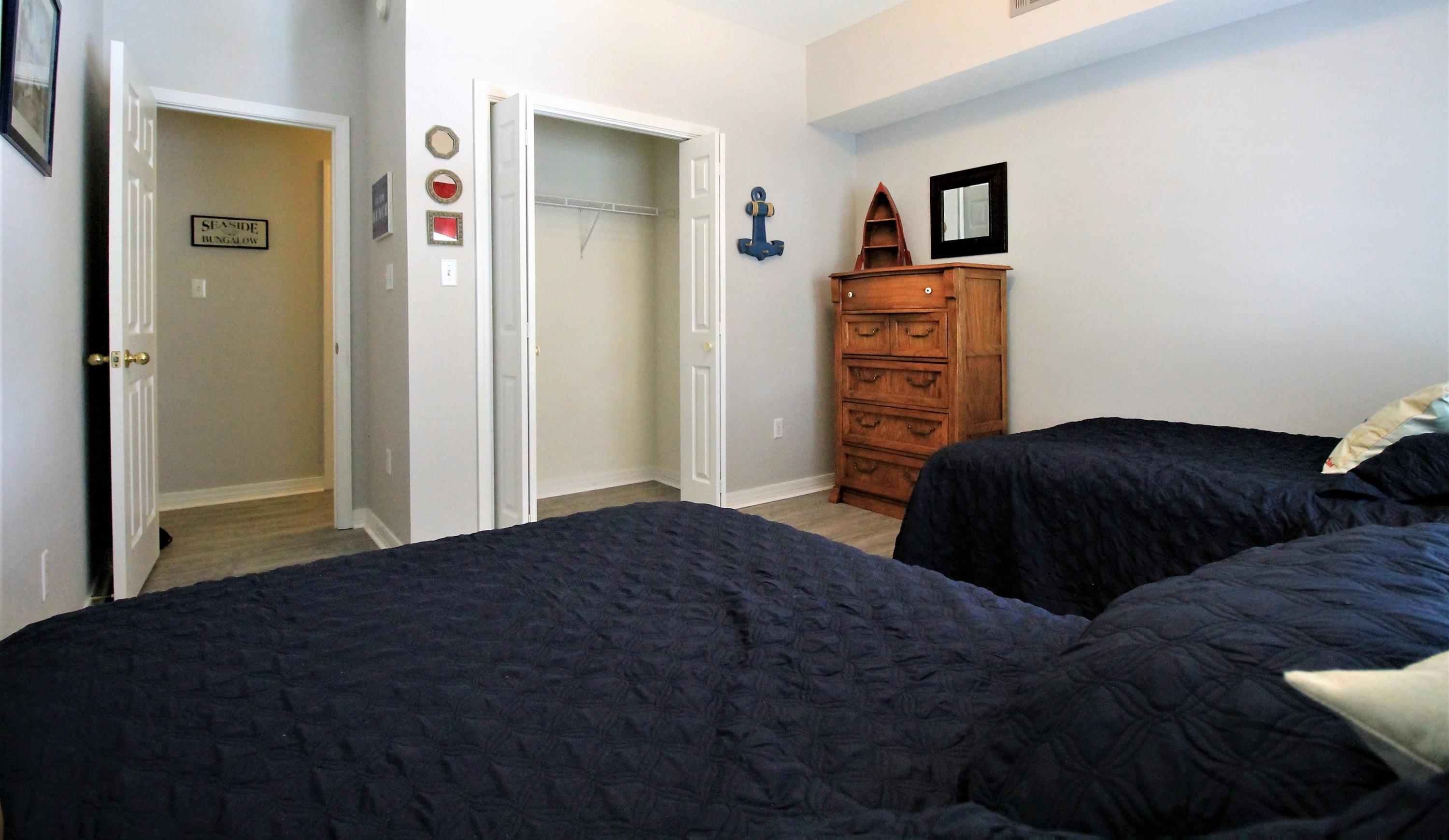 THE OAKS - Residential Lease